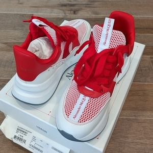 Mens Alexander McQueen Oversized Runner Sneakers White/Red 43 US 10
